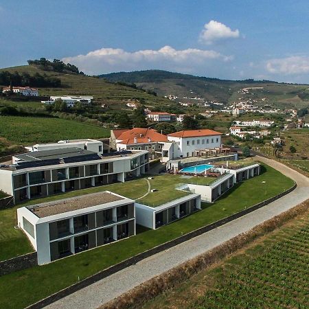 Douro Scala Hotel Mesao Frio Bagian luar foto The modern hotel complex in the parish of Lindoso